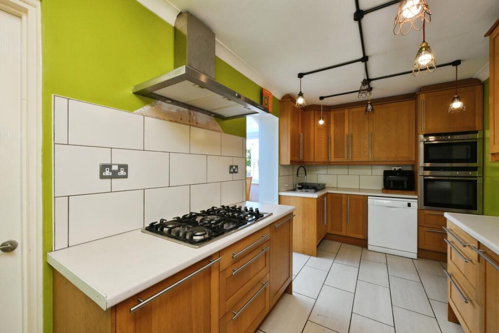 House in Romford - View 4