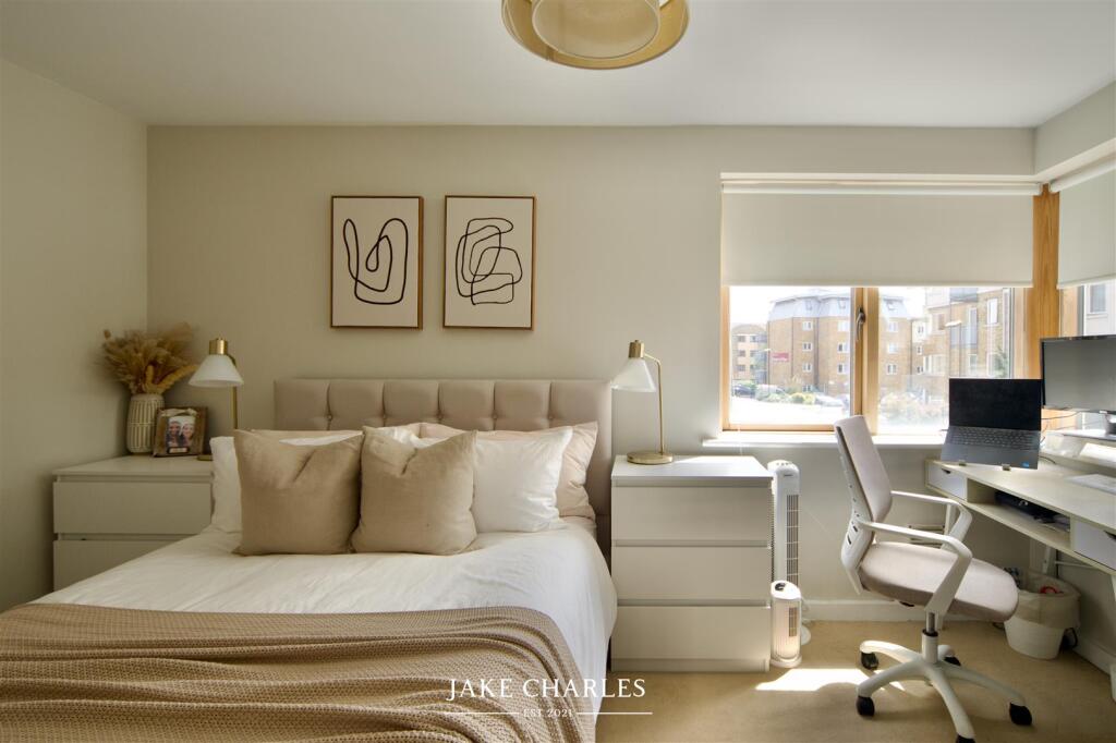 Apartment in London, Old Ford, Bow - View 5