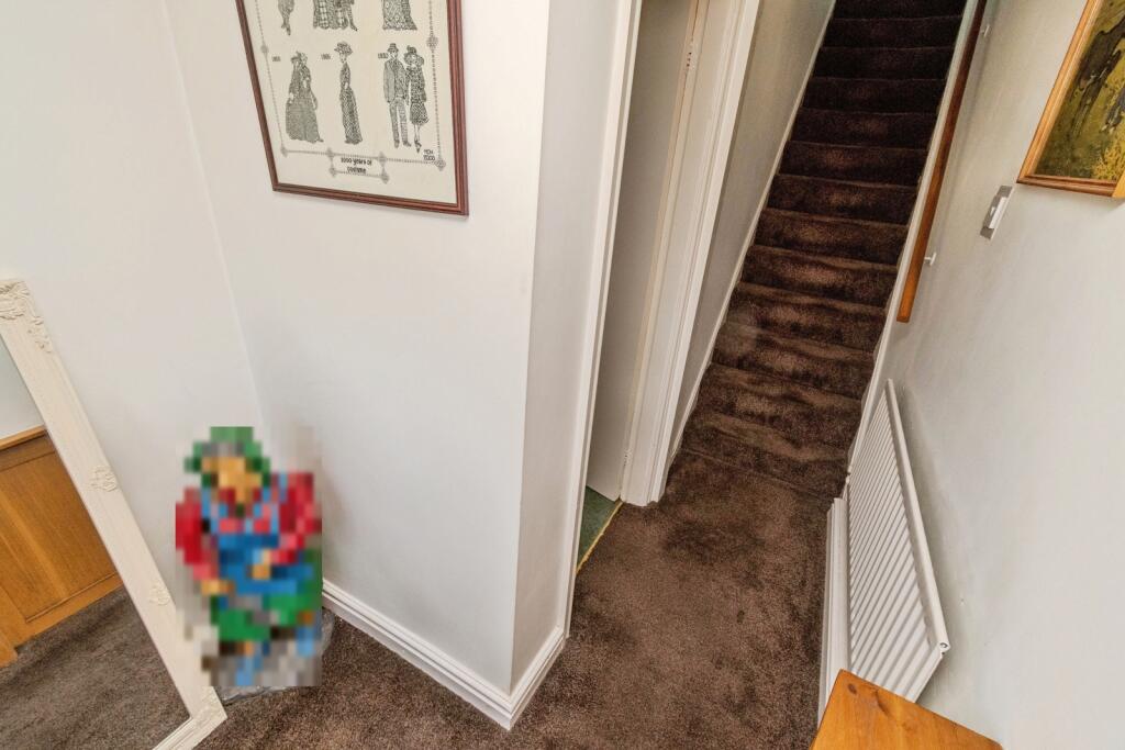 House in Walsall, West Midlands - More
