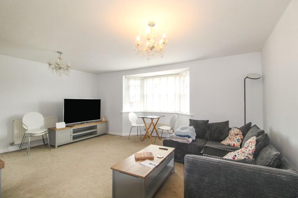 Apartment in Biddenham, Bedford - View 4