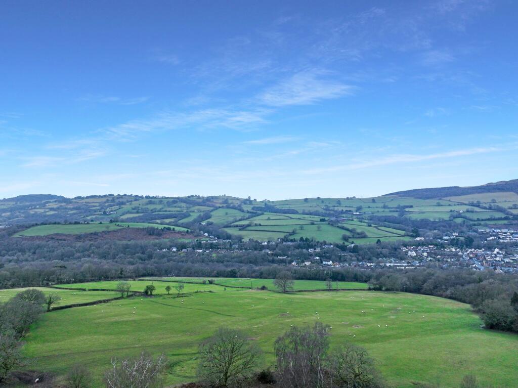 Cwmnofydd Lane, Machen, CF83 photo 5