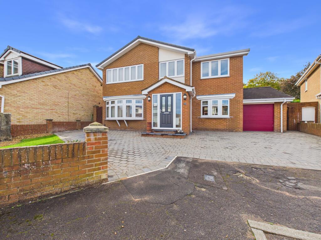 4-bed detached on Ashridge Close, New Marske, Redcar And Cleveland, £420,000