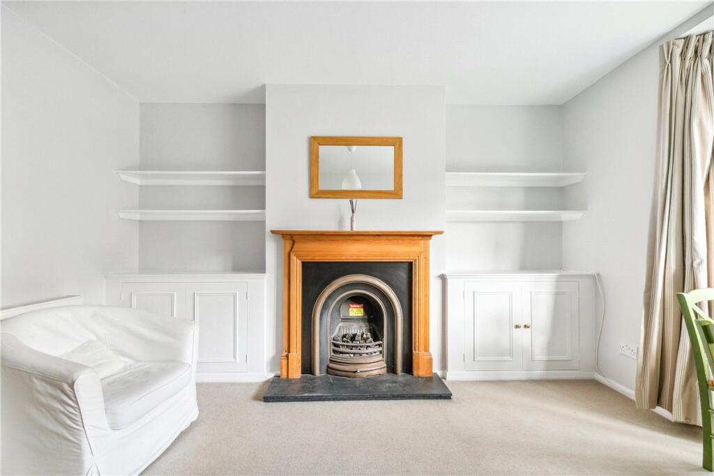 Apartment in London - View 5