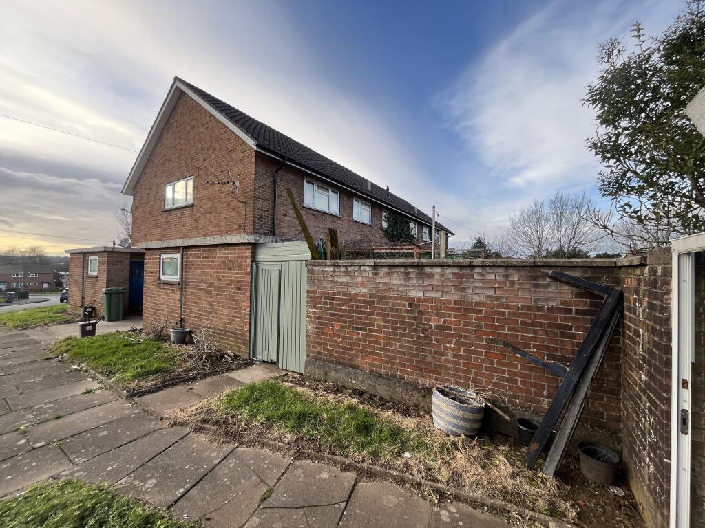 Apartment in Cardiff, Llanrumney - View 5