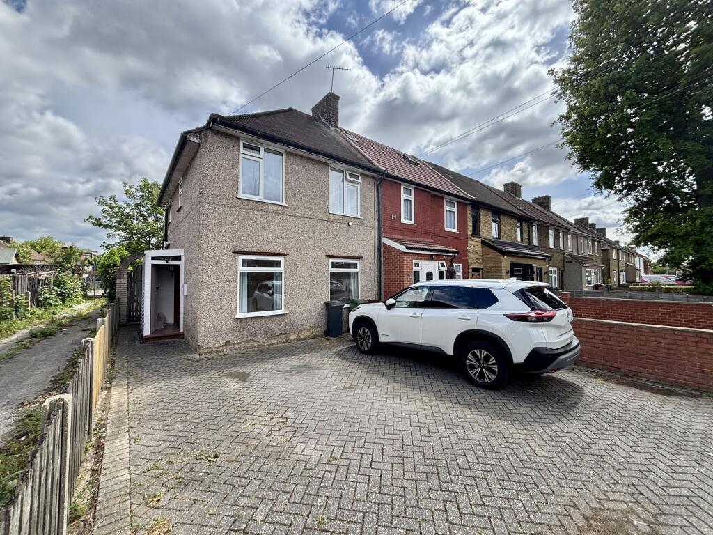 Main image of property: Bennetts Castle Lane, Dagenham, RM8