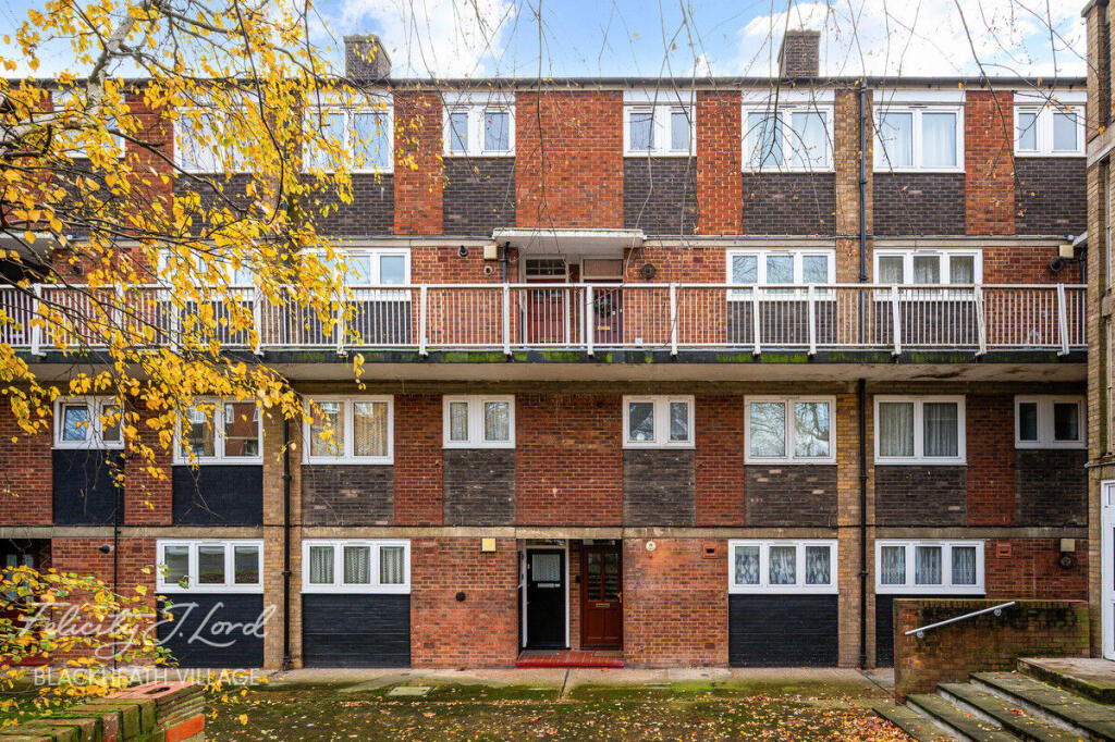 Wricklemarsh Road, London photo 2