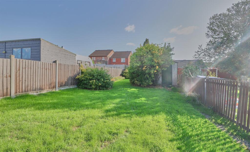 House in Hinckley and Bosworth, Barwell - View 4