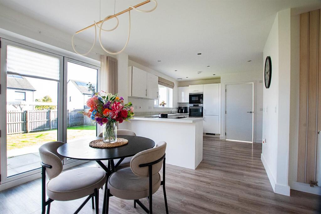 House in Falkirk - View 3