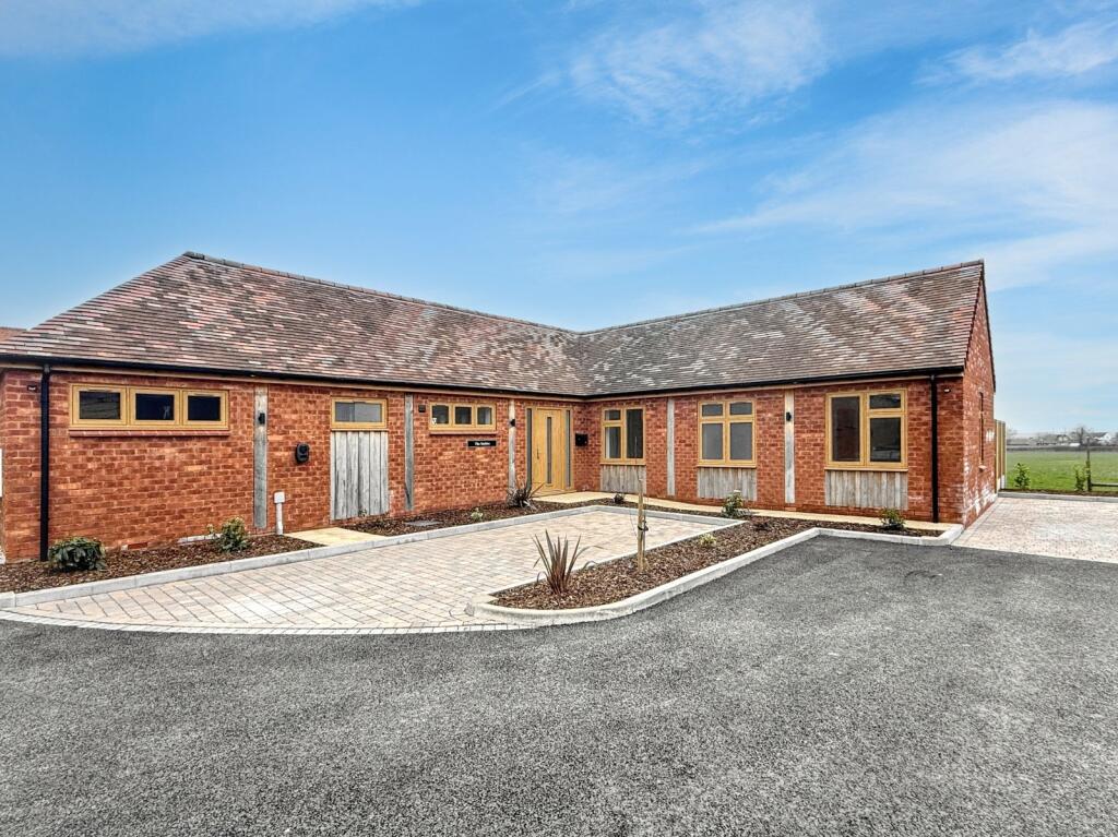 Main image of property: Wadborough Road, Littleworth, Worcester, WR5