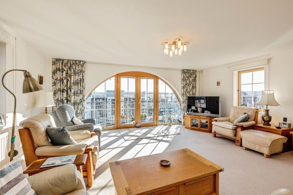 Apartment in Bristol, Woodhill - View 3