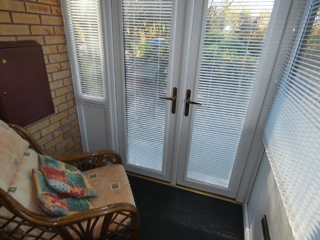 Mount Close, Killingworth, Newcastle Upon Tyne photo 4