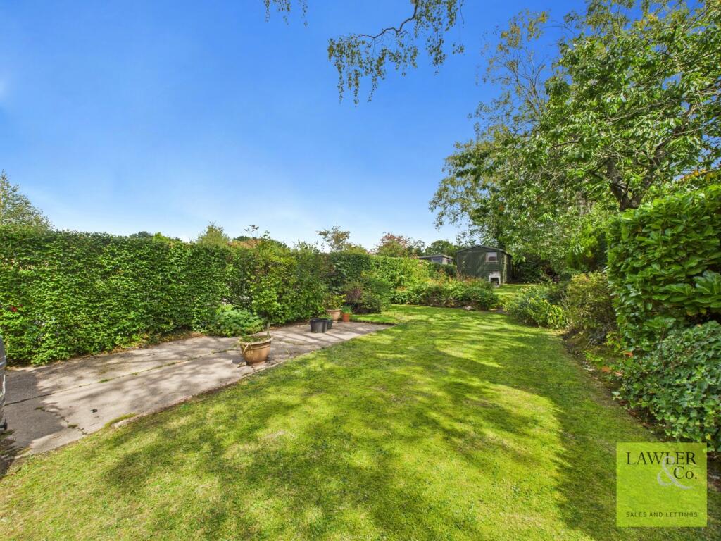 Coppice Road, Poynton, Stockport, Cheshire, SK12 1SN photo 2