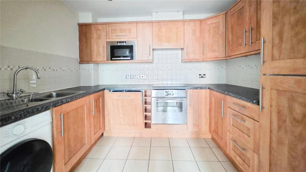 Apartment in Colchester, Old Heath - View 4