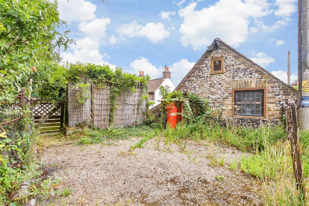 House in Dover, Ringwould with Kingsdown - View 2
