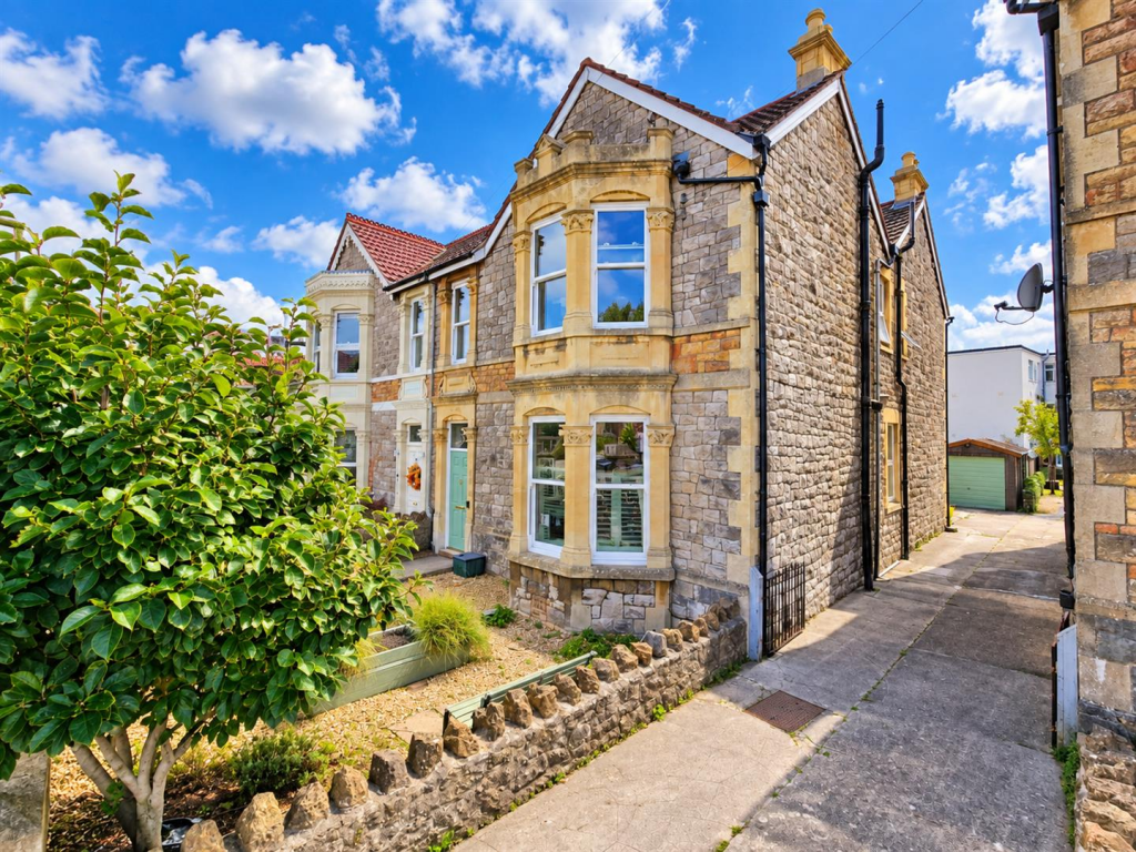 Main image of property: Ashcombe Gardens, Weston-Super-Mare