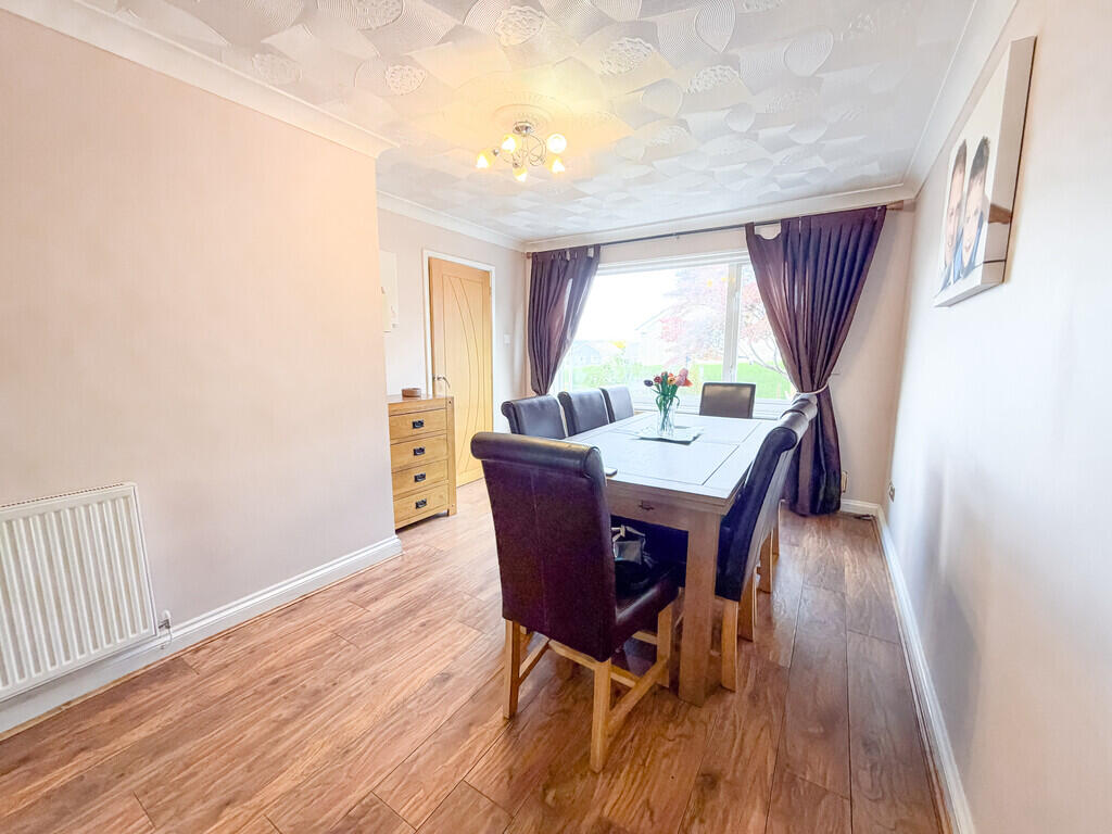 Penmaen Close, Cefn Hengoed photo 3