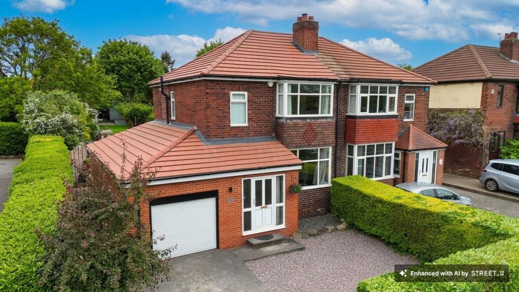 Main image of property: Oakwood Road East, Broom, S60