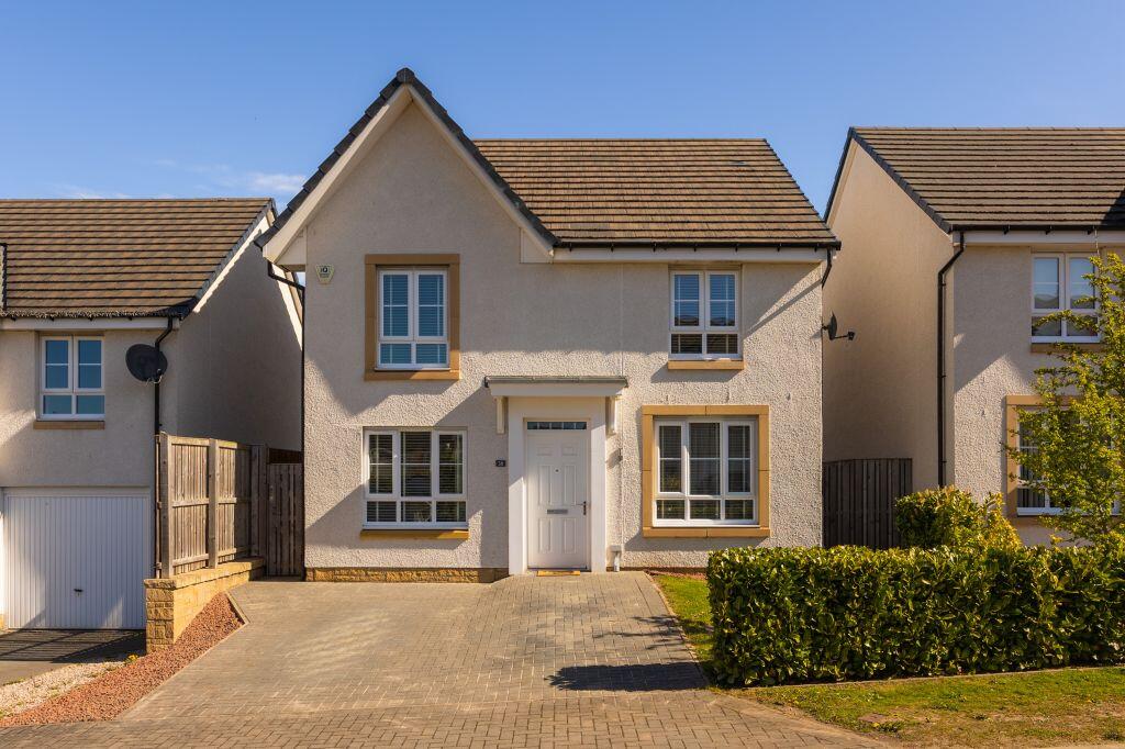 4-bed detached on 38 Cowdenfoot Gardens, Dalkeith, EH22 2FA, £335,000