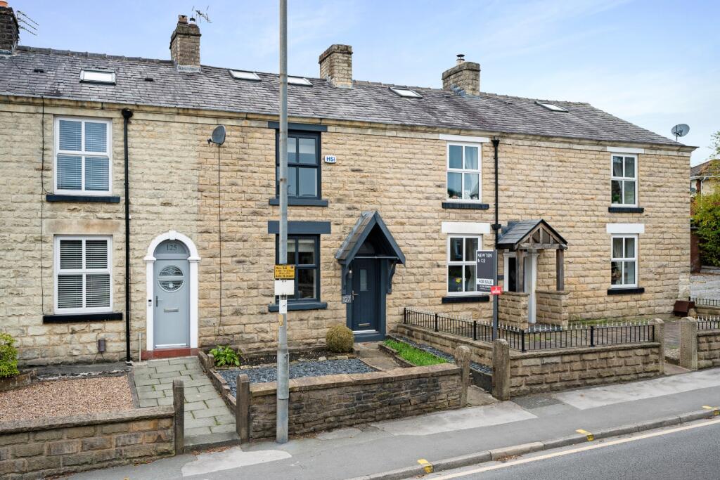 Turton Road, Bradshaw, Bolton, BL2 3 photo 2