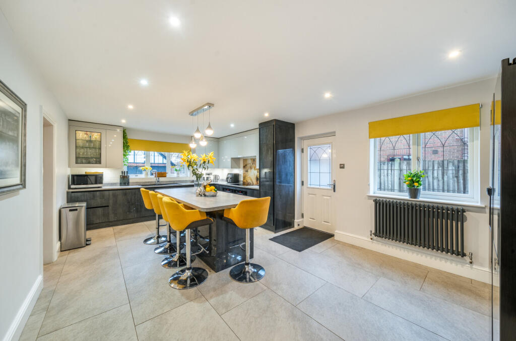 Main image of property: Wroot LINCOLNSHIRE