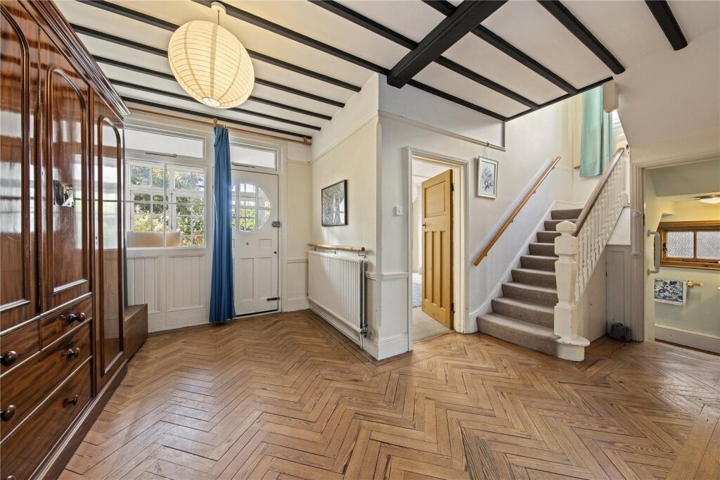 House in Twickenham - View 4