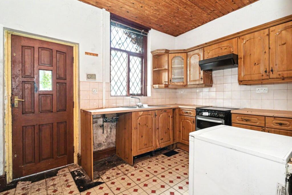 House in Rochdale, Greater Manchester - View 5