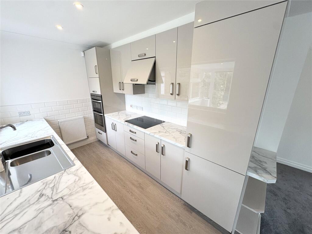 Waddow Grove, Waddington, Clitheroe, Lancashire, BB7 - More