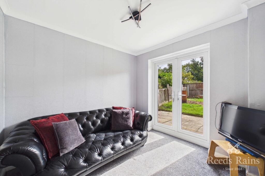 House in Huddersfield - View 5
