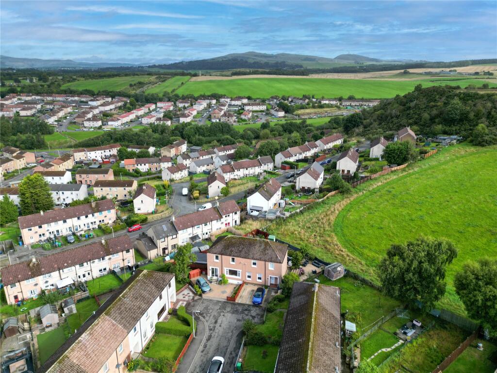 House in Oakley, Fife - View 4
