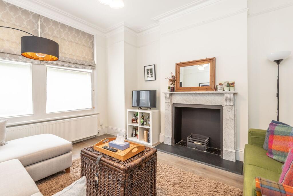 Apartment in London - View 2