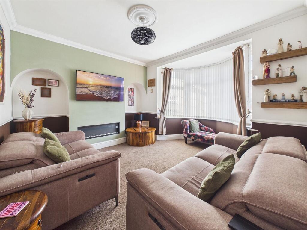 House in Newcastle upon Tyne - More