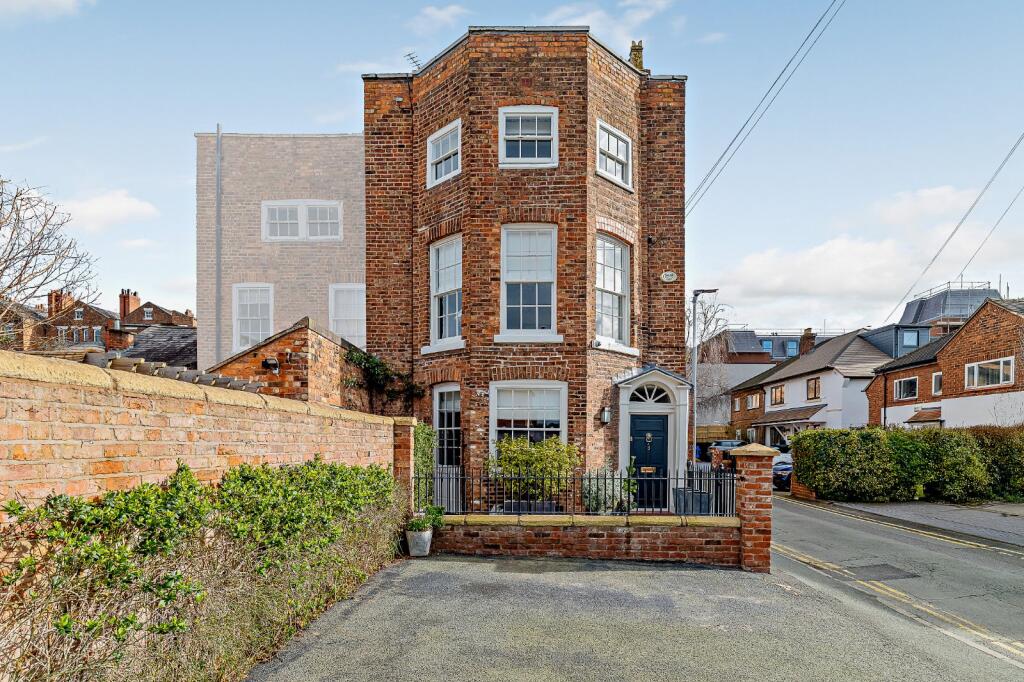 Main image of property: Grey Friars, Chester, Cheshire