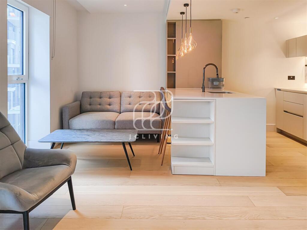 Main image of property: Parkside Apartments, London