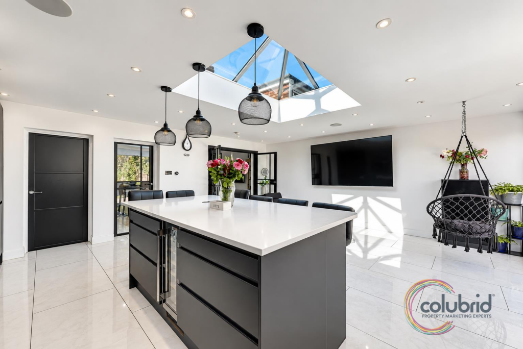 Thorndon Avenue, West Horndon, Brentwood photo 4