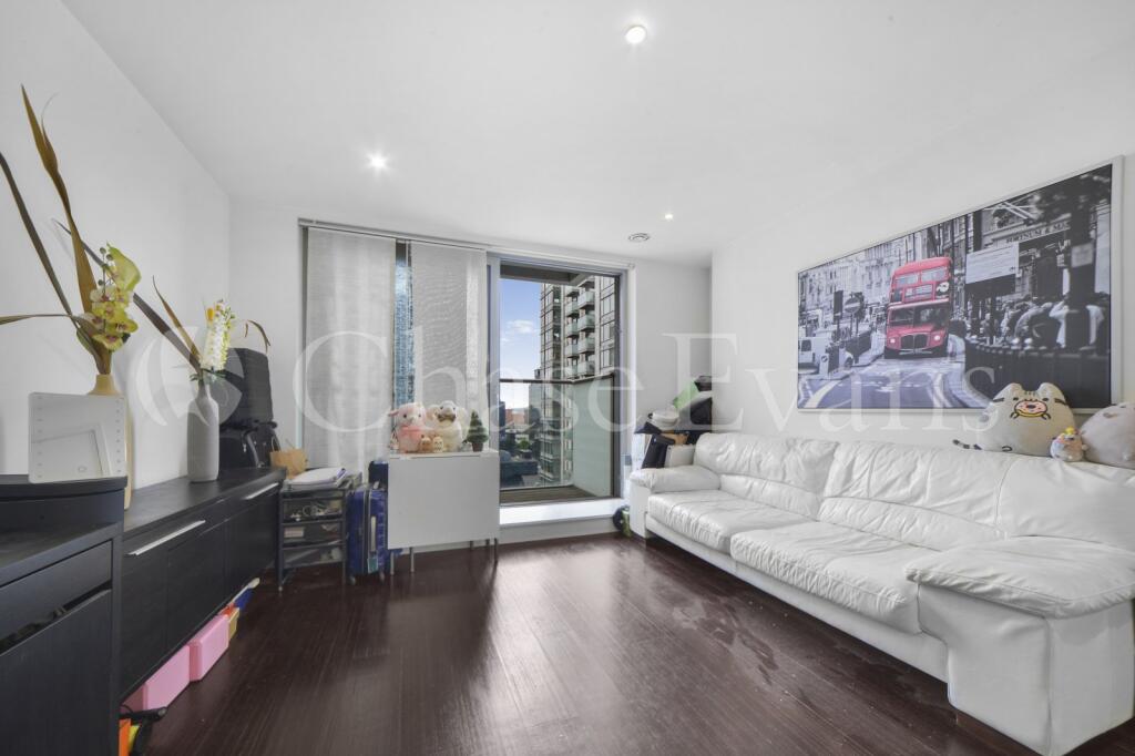Main image of property: Pan Peninsula, Canary Wharf, London, E14