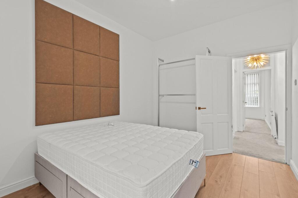 Apartment in Stirling, Lower Town, Braehead - More