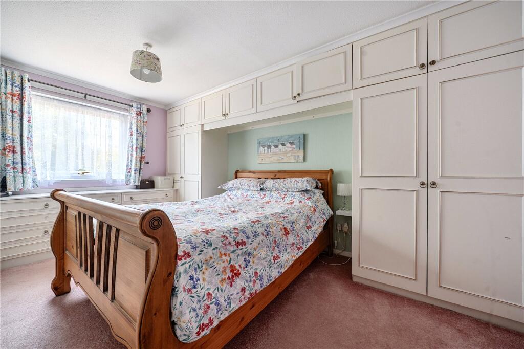 House in Basingstoke and Deane, Basingstoke - View 4