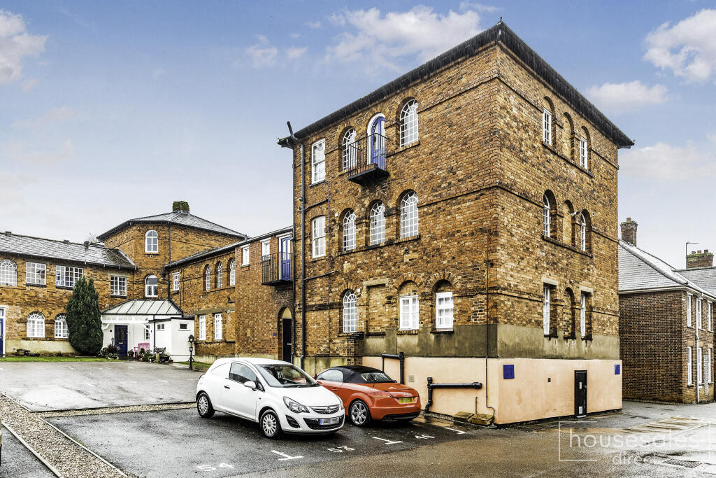 Main image of property: The Cloisters, Wellingborough, NN8