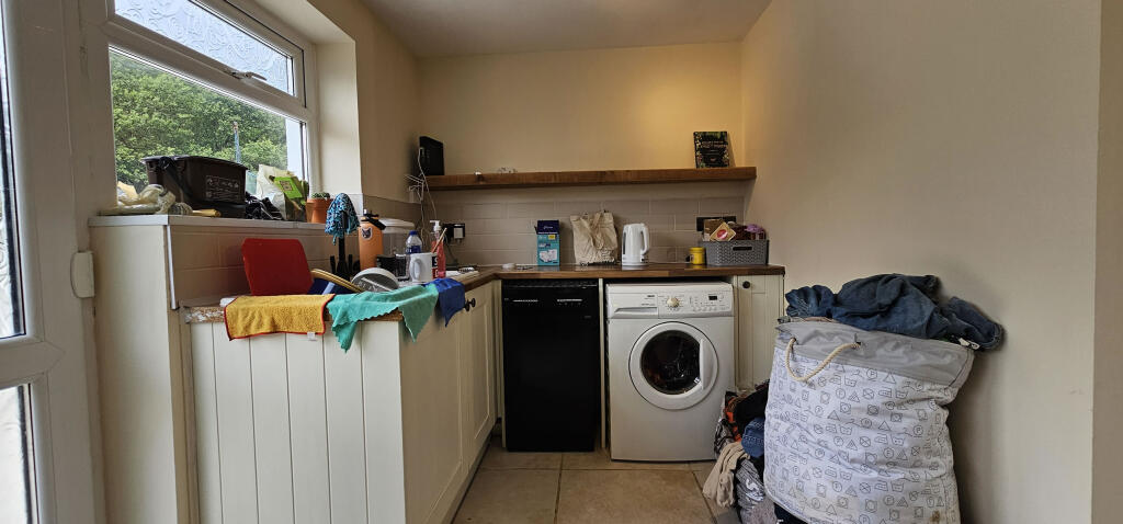House in Cardiff, Maesteg - More