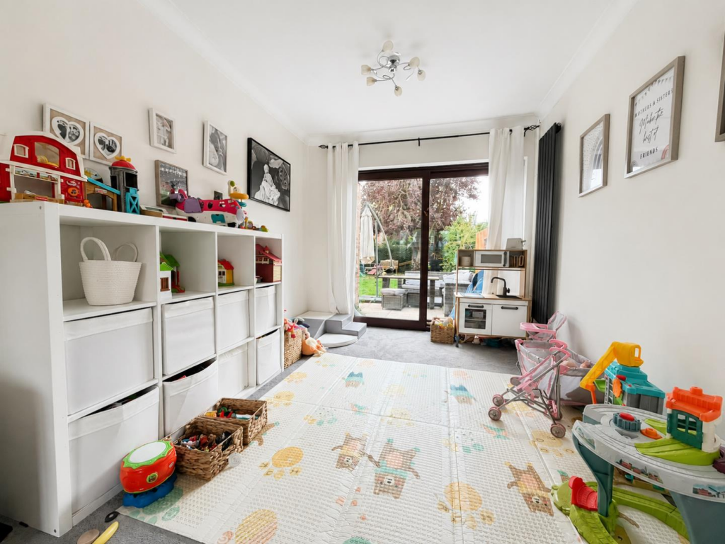 Rookery Lane, Kingsthorpe, Northampton NN2 - More