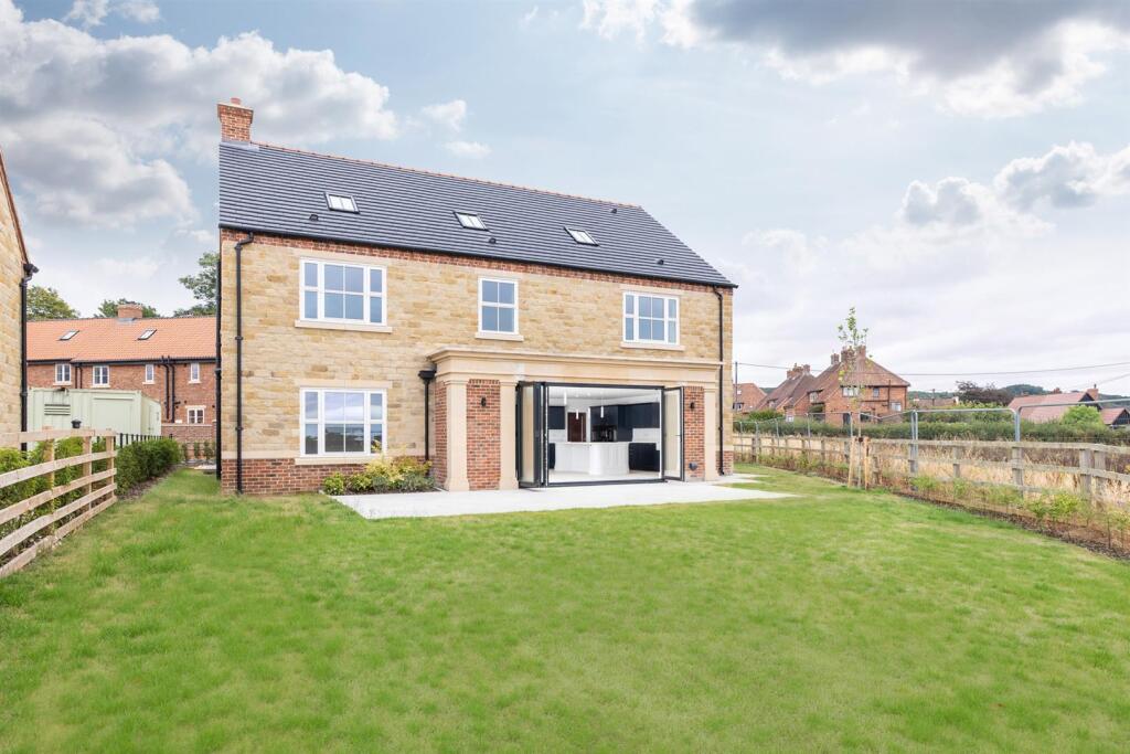 House in York - View 2