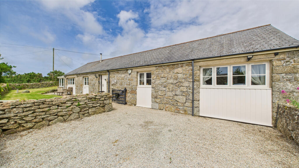 Main image of property: Kerris Vean, Paul, TR19 6NT