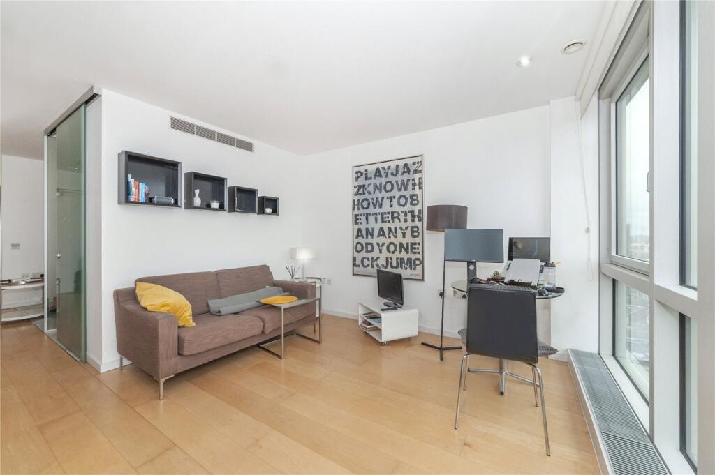 Apartment in London - View 5