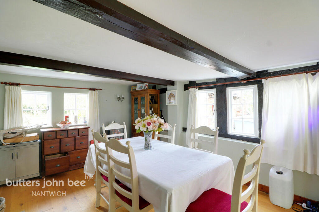 Barracks Lane, Ravensmoor photo 4