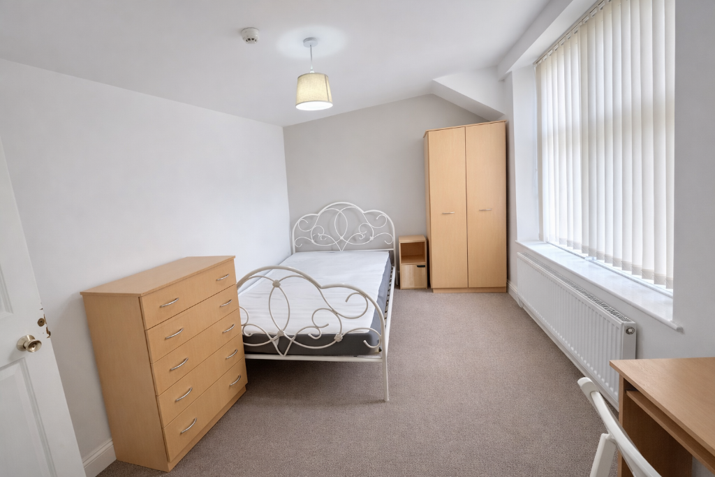 Main image of property: Glynrhondda Street, Cardiff (City), CF24