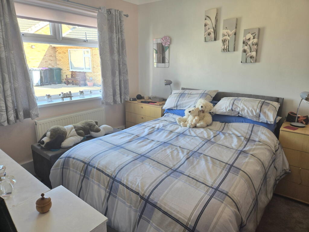 House in East Lindsey, Chapel St. Leonards - More