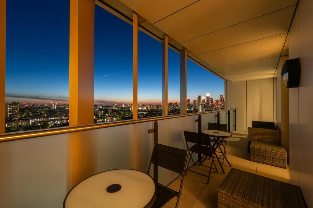 Apartment in London, Stockwell Park, Stockwell - View 3