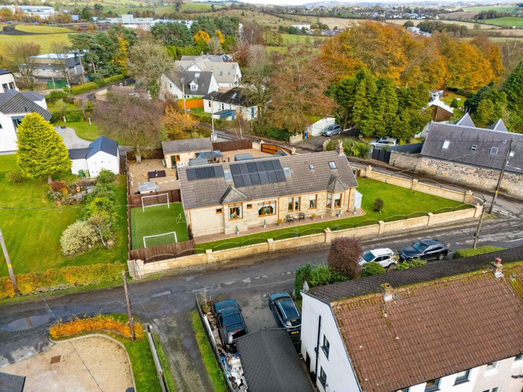 Main image of property: Croftview, Glenorchard Road, Balmore, G64 4AJ