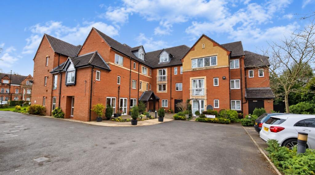Main image of property: Flat 29 Sorrento Court, Wake Green Road, Moseley, Birmingham, B13 9HB