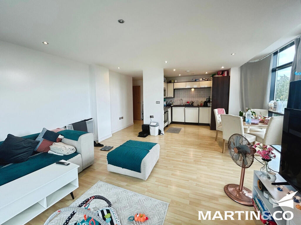 Apartment in Chelmsford - View 4